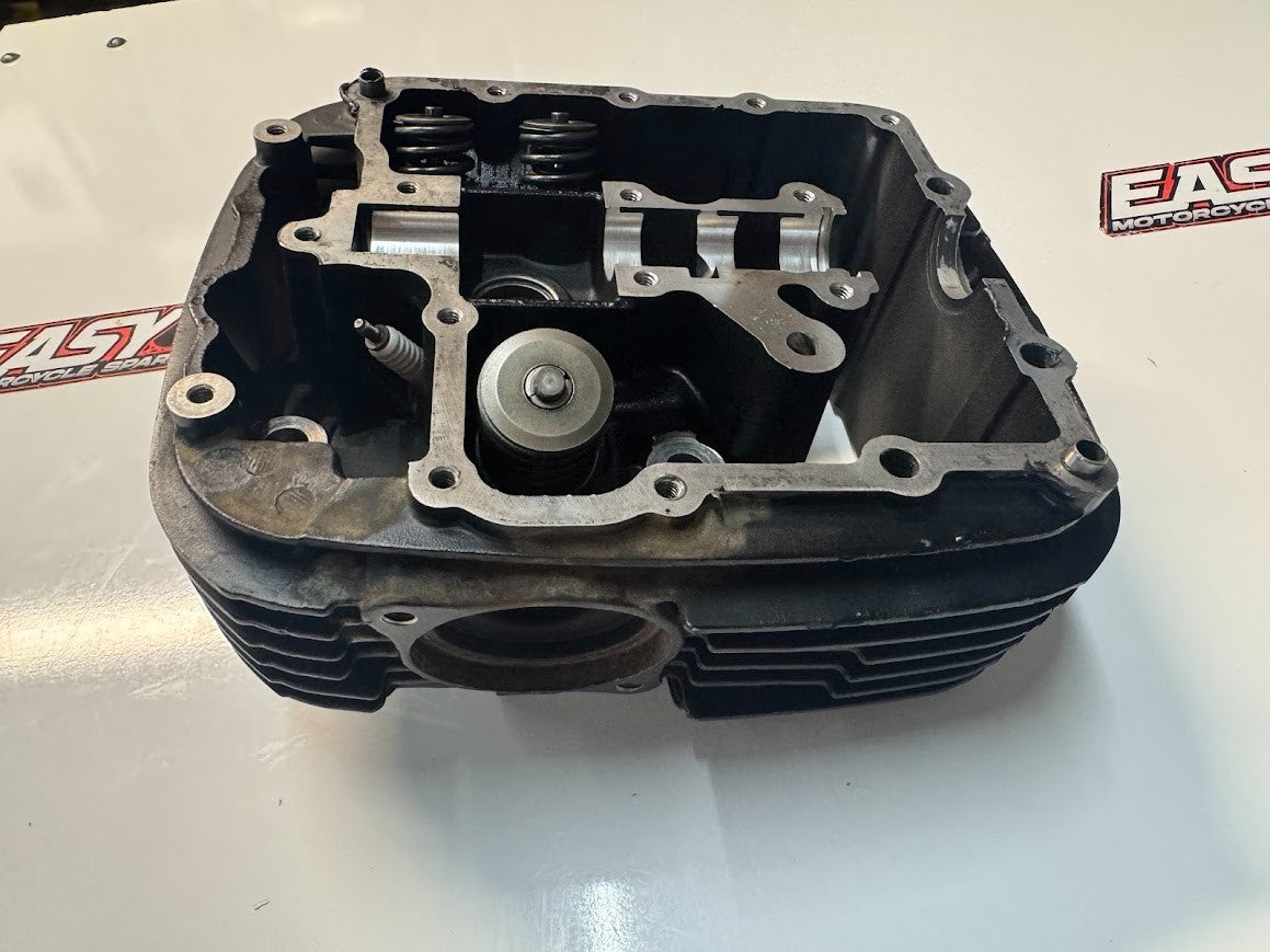 Suzuki VL 1500 Intruder 1998-2004 Rear Cylinder Head OEM Genuine 11103-10F00