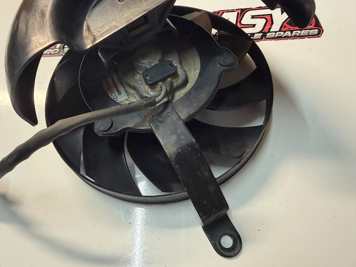 Radiator Thermo Fan Suzuki GSF 1250 S Bandit 2007-2016 OEM 17800-18H01