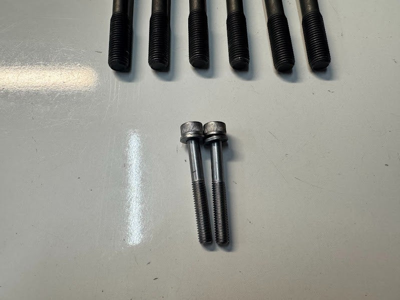Yamaha YZF R7 2022-2025 Cylinder Head Bolts OEM Genuine 90119-10056