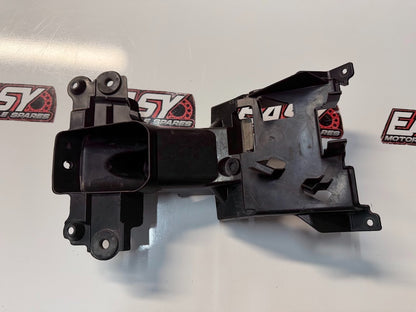 Parts Holder Bracket Suzuki GSXR 1000 2009-2016 OEM 47414-47H00