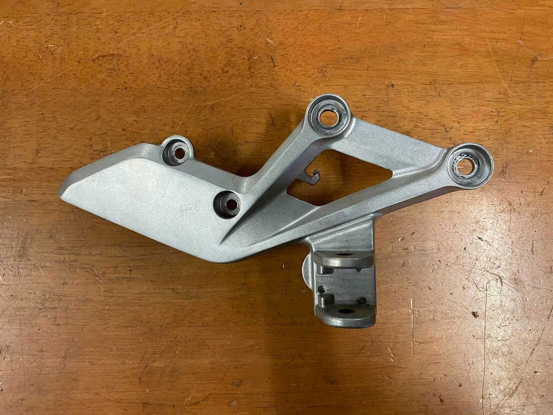 RH Riders Peg Bracket Honda CB 300F 2014