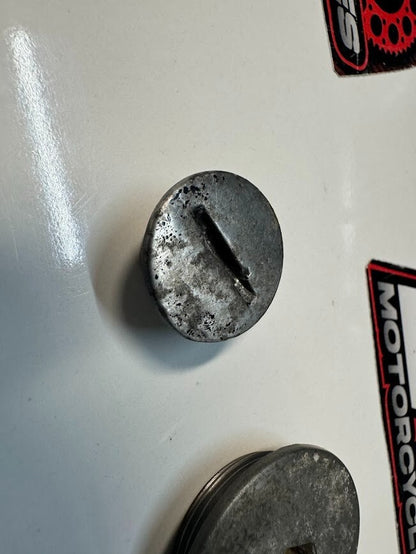 Honda XR 250 Engine Cover Bolts