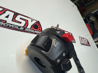 Suzuki GSXR 1000 2007-2008 LH Switch Block Buttons OEM Genuine 37400-21H12