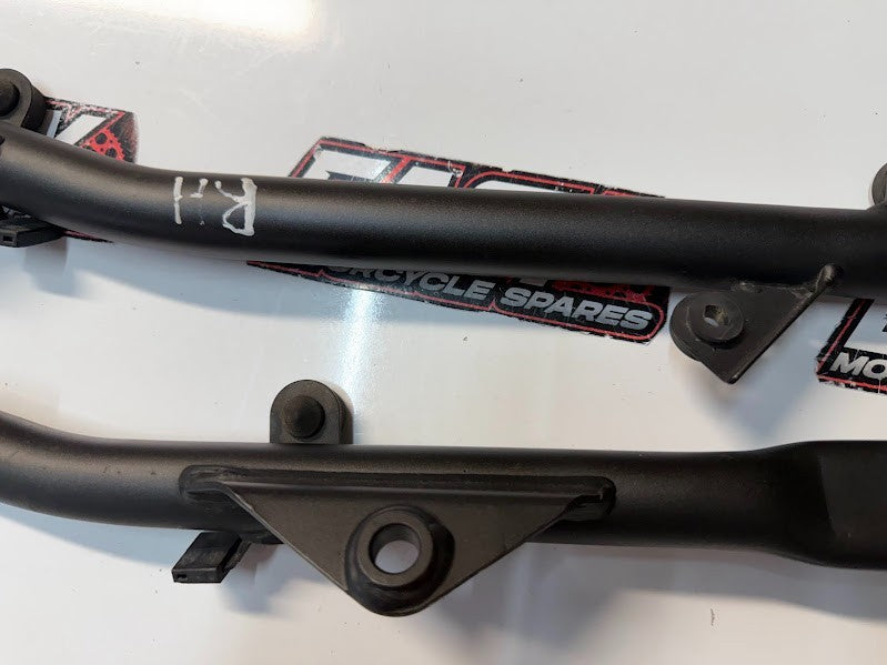 Rear Sub Frame Rails Kawasaki Vulcan S 650 2015-2026 OEM 31064-0652-18R