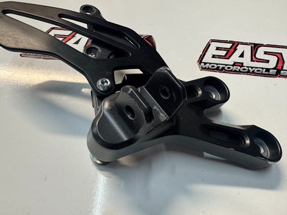 Yamaha YZF R7 2022-2025 RH Foot Peg Bracket Rear Set OEM Genuine BEB-27443-00