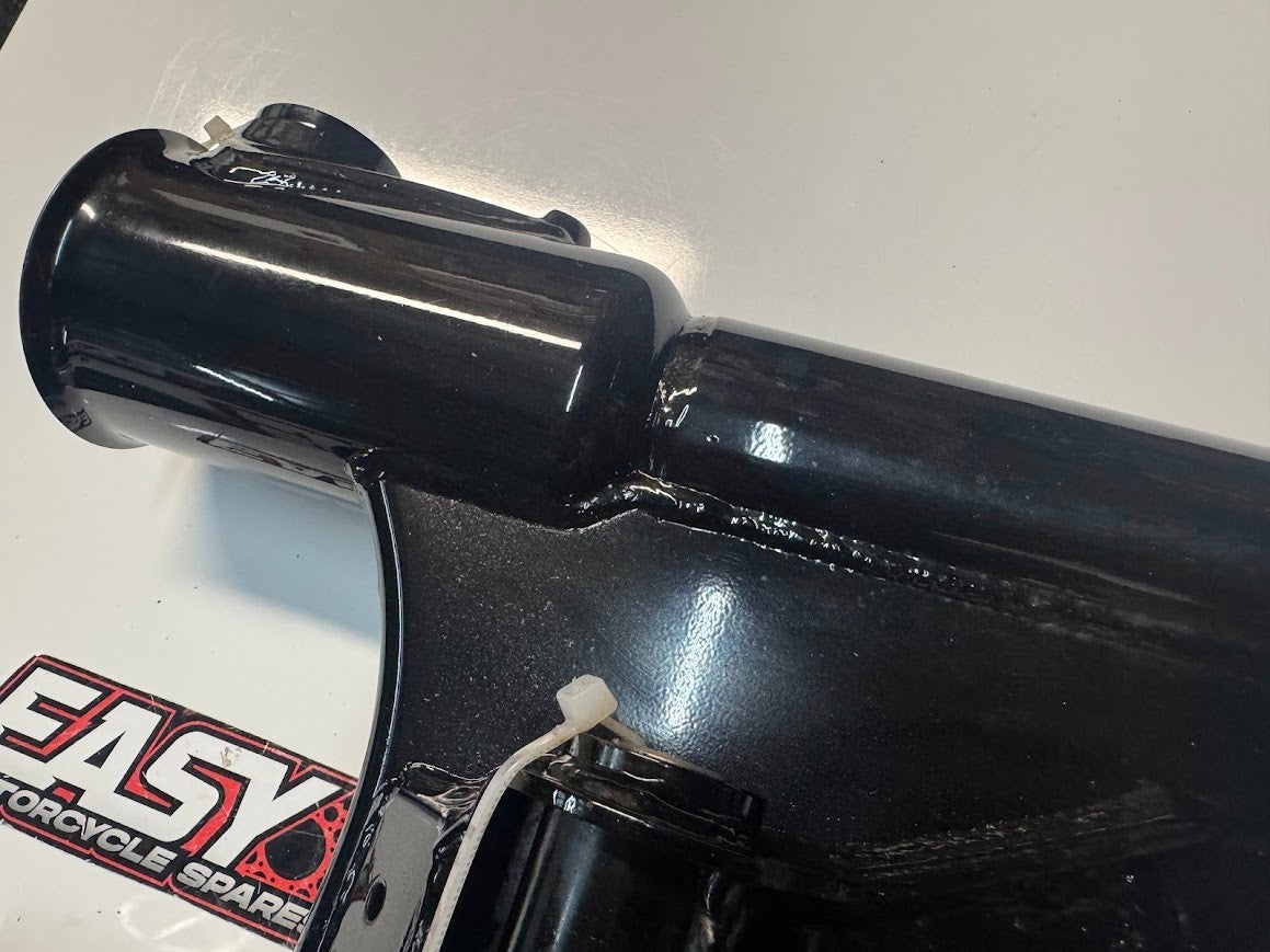 Suzuki VL 1500 Intruder 1998-2009 Swingarm OEM Genuine 61100-10860-019