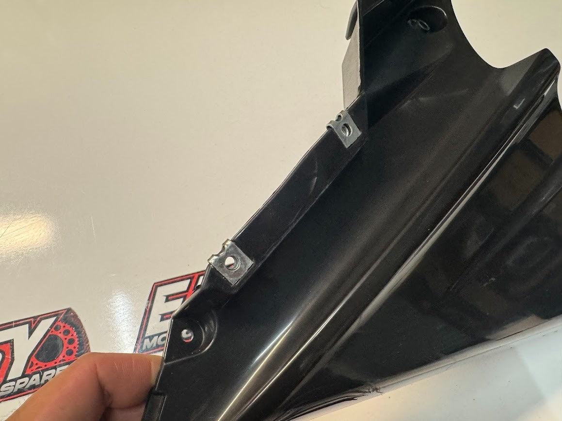 Yamaha YZF R15 2015 LH Under Cover Fairing OEM Genuine 20P-F8385-10