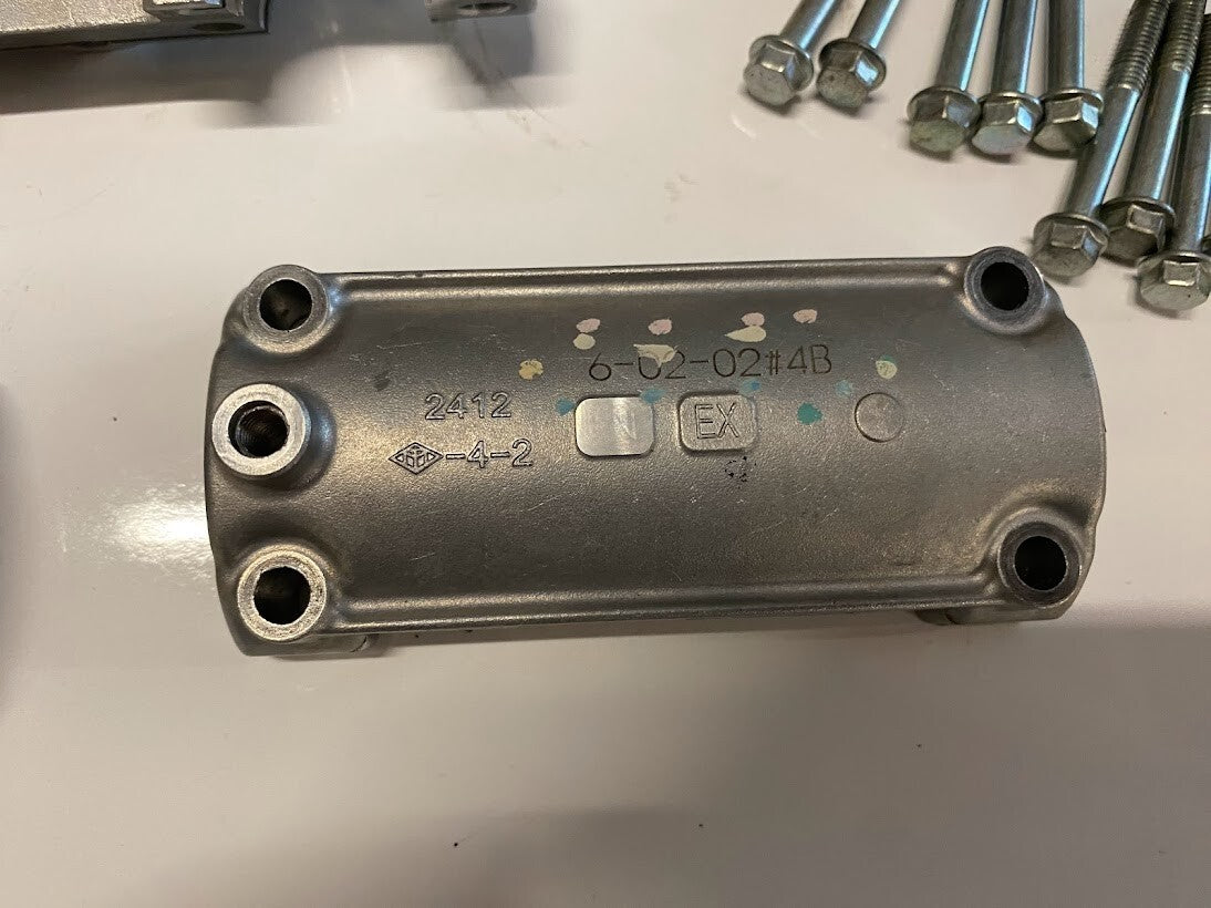 Kawasaki Vulcan S 650 2018 Camshaft Mounts & Bolts OEM Genuine