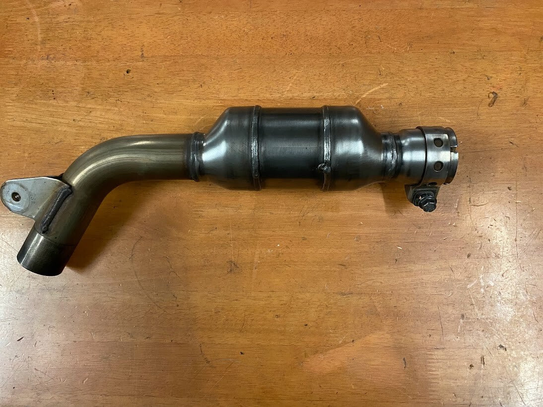 Catalyst Mid Pipe Assembly Yamaha FZ6-S 2006 5VX-14740-00-00