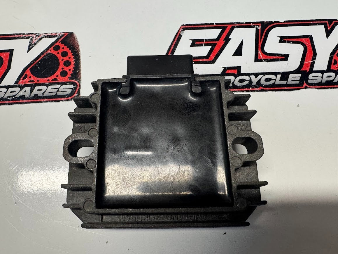Aprilia RS4 125 4T 2011-2016 Regulator Rectifier OEM Genuine 58090R5
