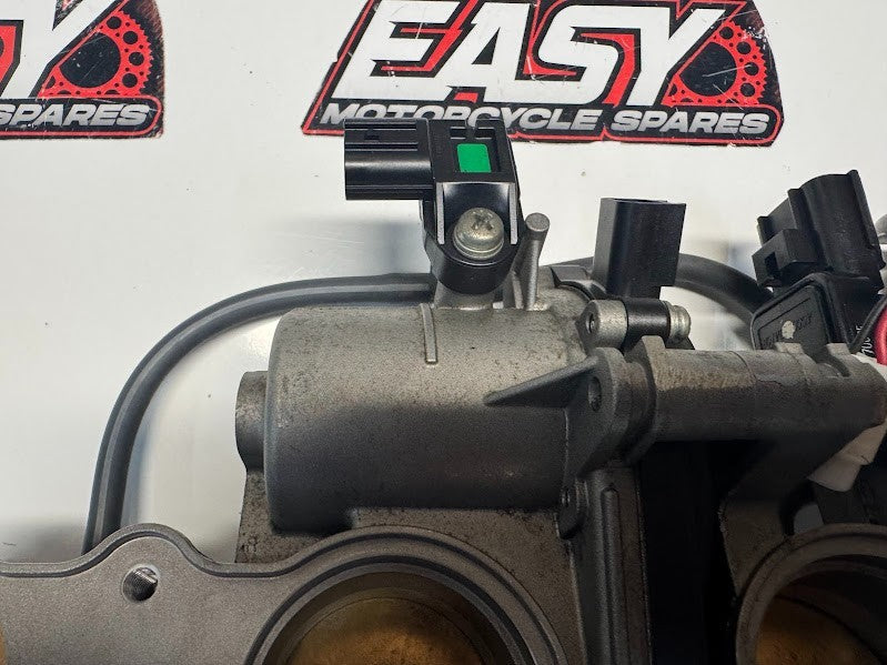 Yamaha MT-10 2016-2021 Throttle Bodies Complete OEM Genuine B67-13750-02