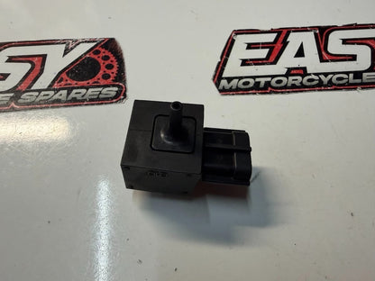 Boost Sensor Airbox Suzuki GSF 1250 S Bandit 2007-2016 OEM 15630-29G20
