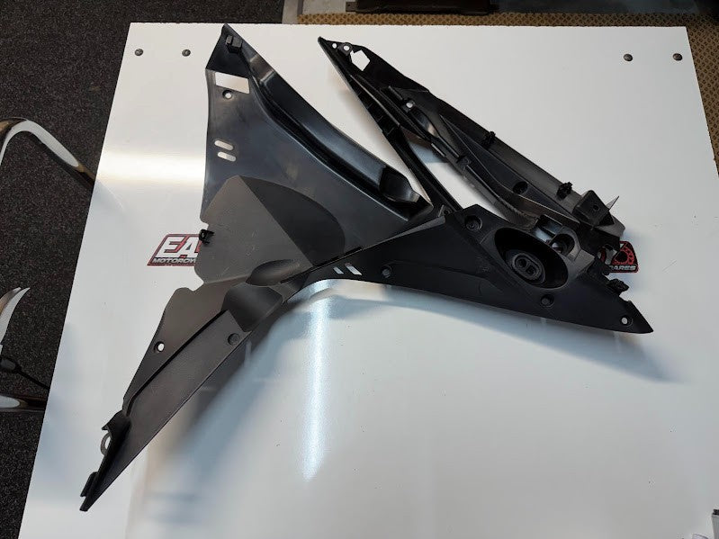 LH Inner Fairing Honda CBR 500R 2016-2018 OEM 64435-MJW-J000