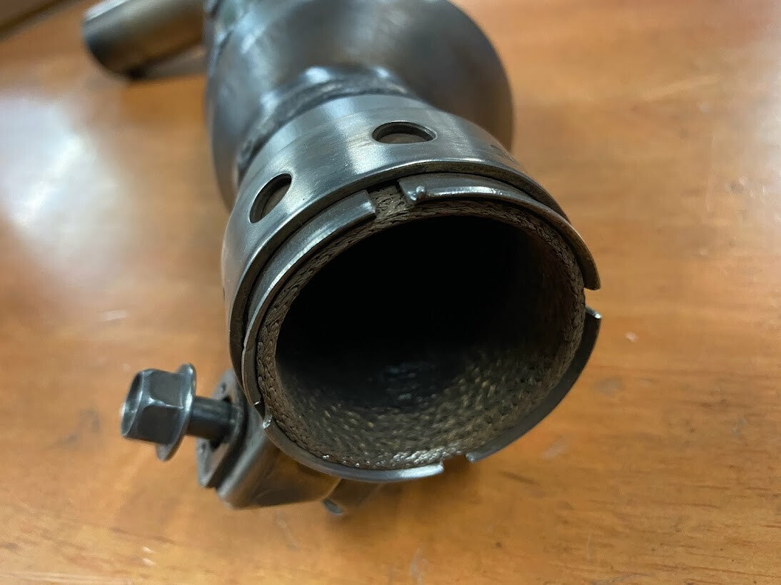 Catalyst Mid Pipe Assembly Yamaha FZ6-S 2006 5VX-14740-00-00