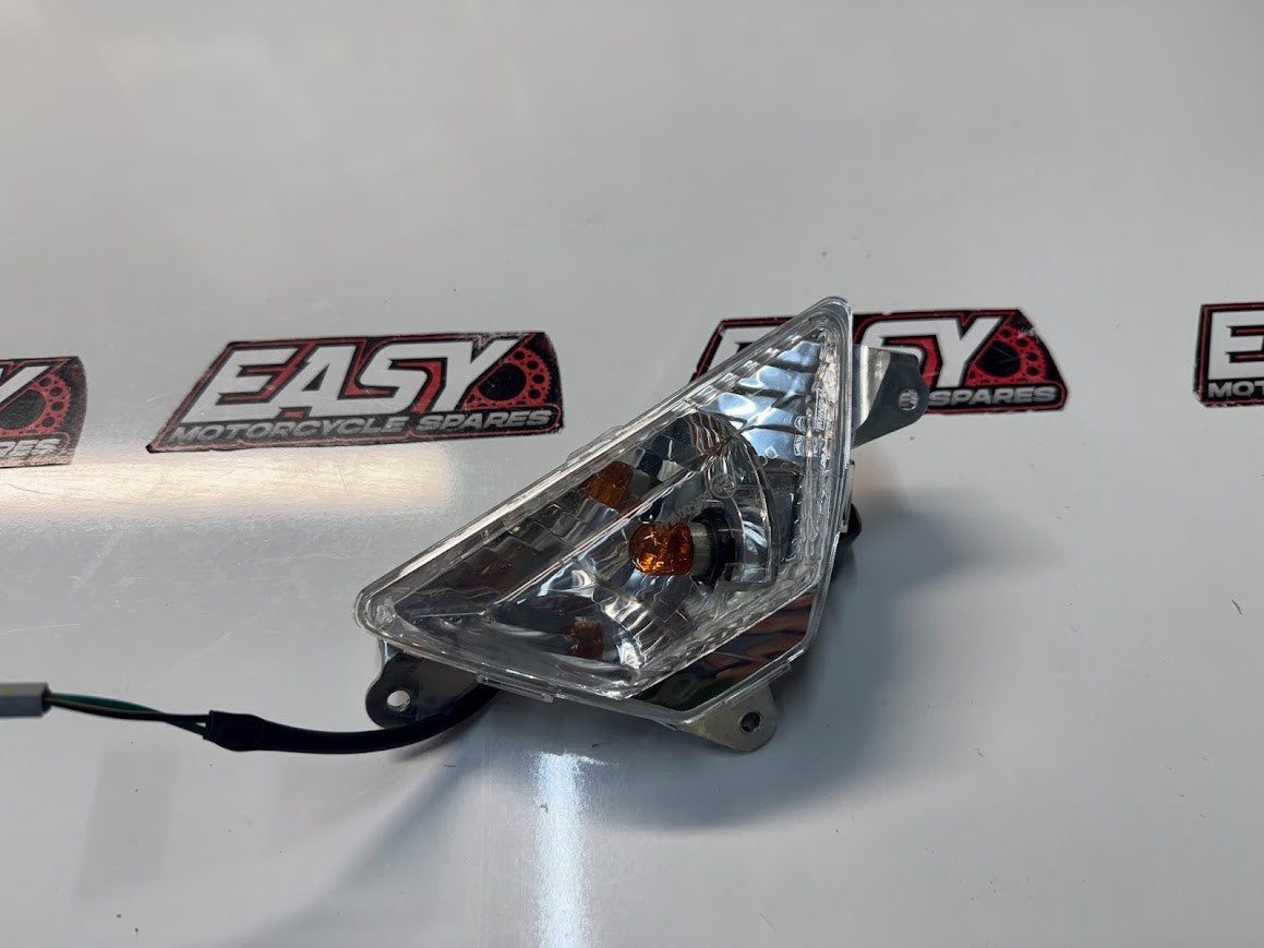 Kawasaki Ninja 500 2024-2025 RH Front Blinker Indicator OEM Genuine 23040-0154
