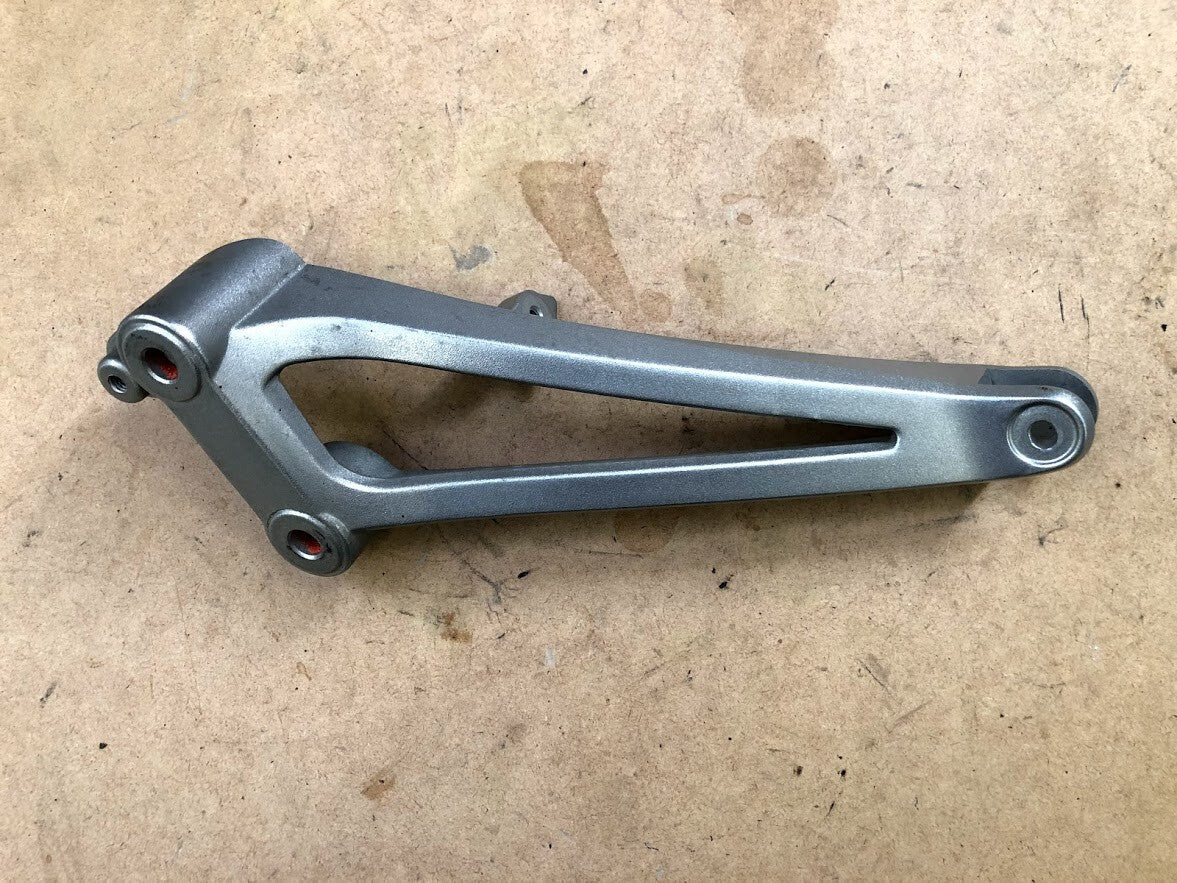 RH Pillion Bracket Yamaha R1 09-11 2009 14B-2742L-00-00