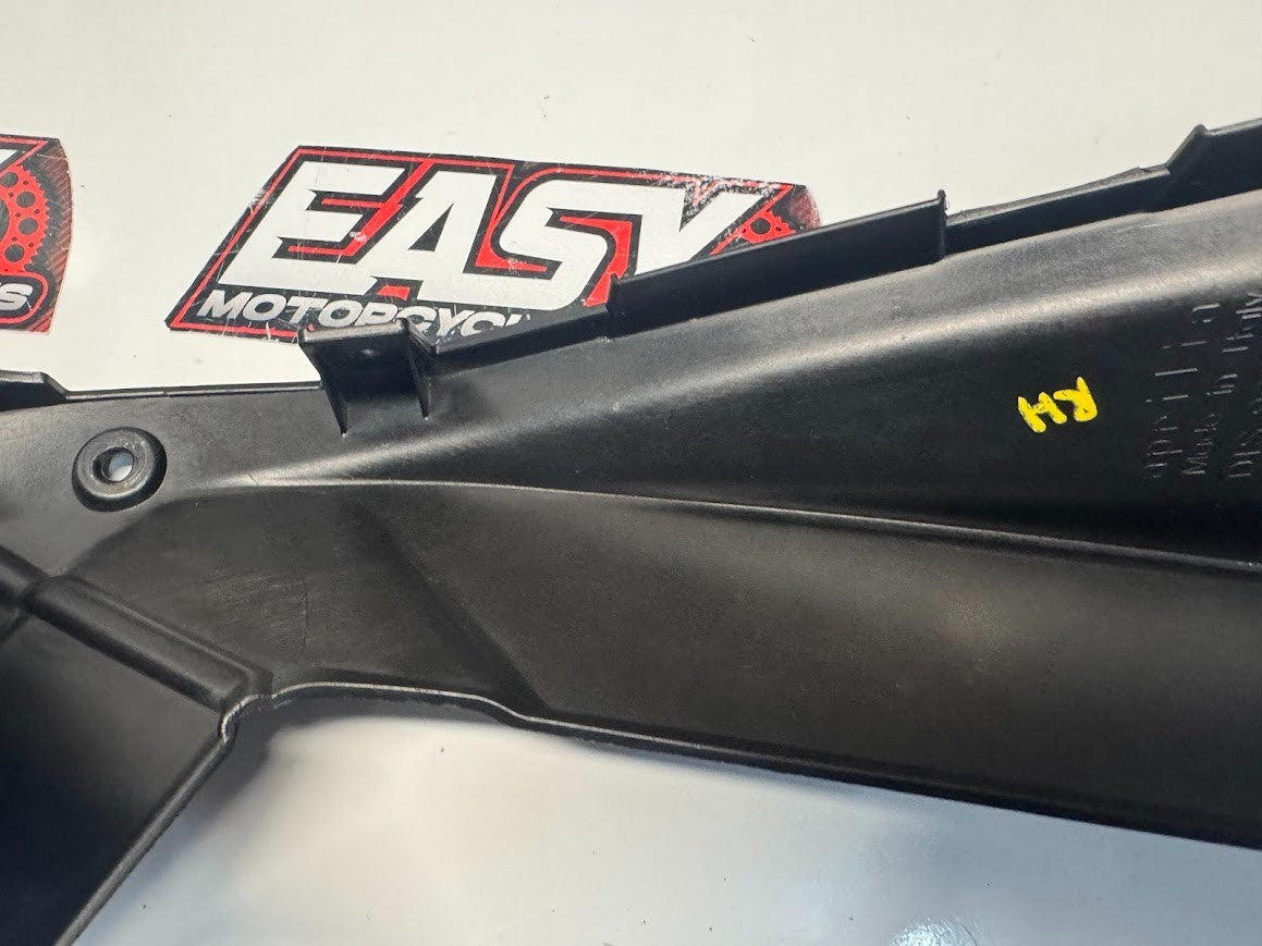 Aprilia RS4 125 4T 2011-2016 RH Upper Closing Fairing OEM Genuine 897694