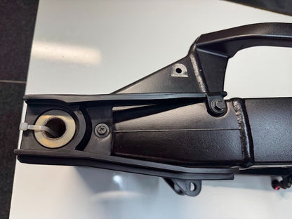 Suzuki GSXR 1000 2007-2008 Swingarm Suspension OEM Genuine 61000-21H00-YAP