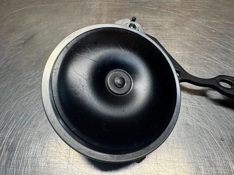 Yamaha YZF R1 2017-2025 Horn & Bracket OEM Genuine B67-83371-00