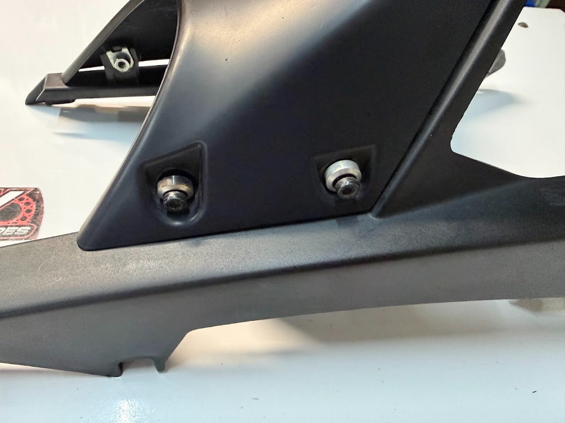 Chain Guard Hugger KTM RC 390 2014-2021 OEM 9050406000033