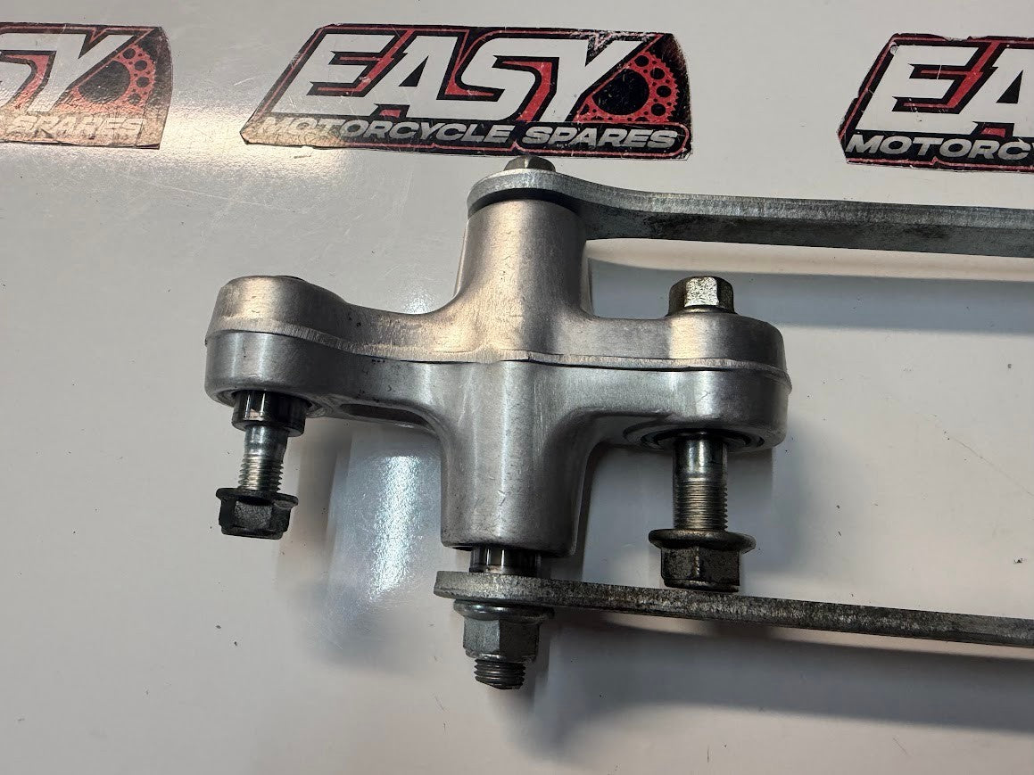 Shock Linkages Suzuki GSF 1250 S Bandit 2007-2012 OEM 62600-32851