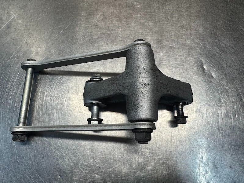 Suzuki GSXR 1000 2005-2006 Shock Linkages OEM Genuine 62600-41810