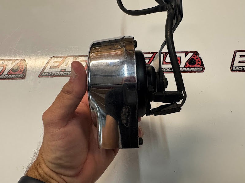 Suzuki VL 1500 Intruder 1998-2009 Horn OEM Genuine 38500-10F00