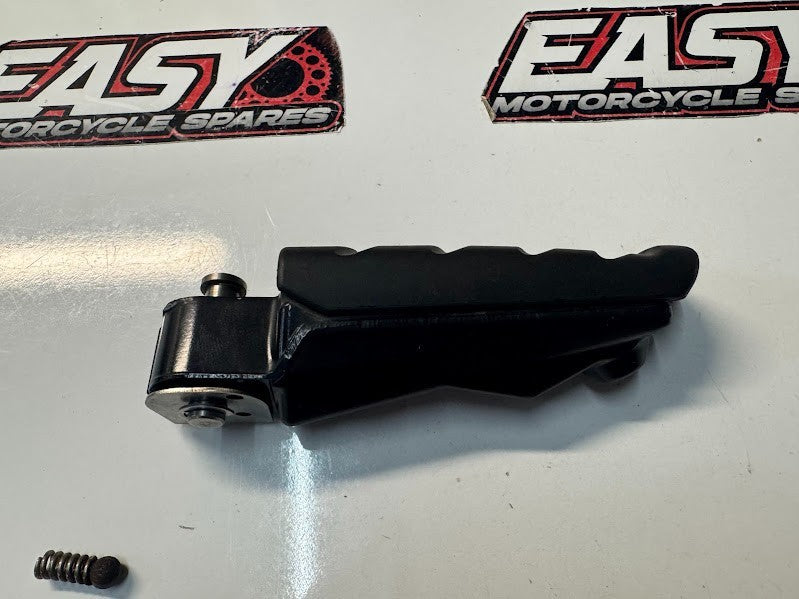 BMW F800 ST 2009 RH Pillion Peg OEM Genuine 46717700922