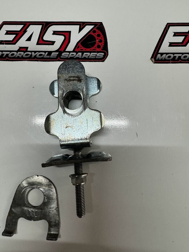 Chain Adjusters Suzuki GS 500 2006