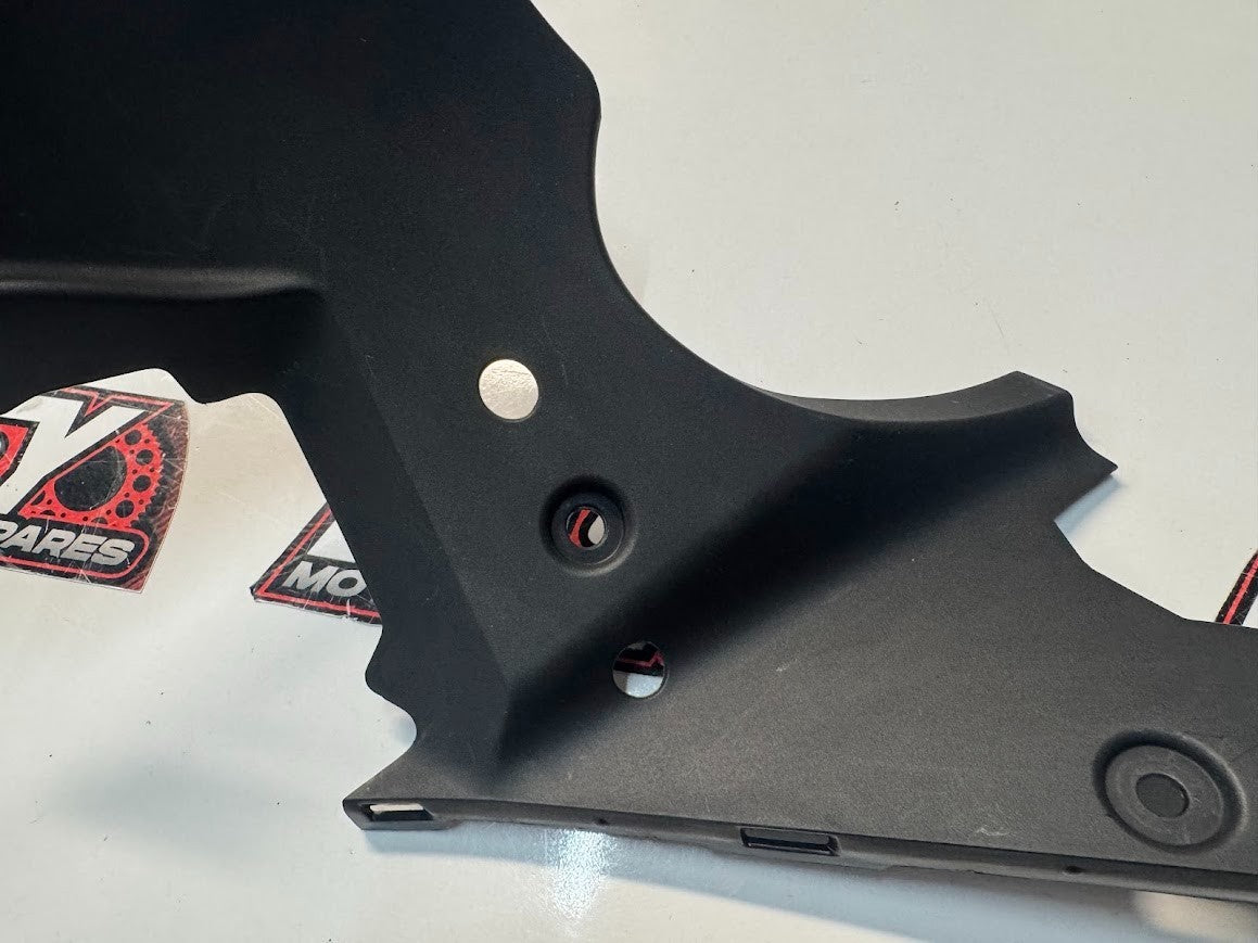 Yamaha YZF R1 2020-2025 Inner Panel 2 OEM Genuine B3L-2836L-00
