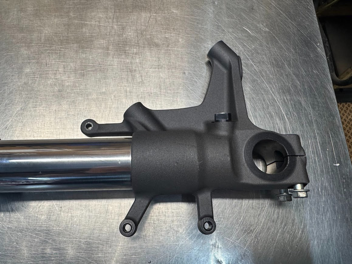 Suzuki GSX-S 1000 2017 LH Front Fork Suspension OEM Genuine 51120-04K41