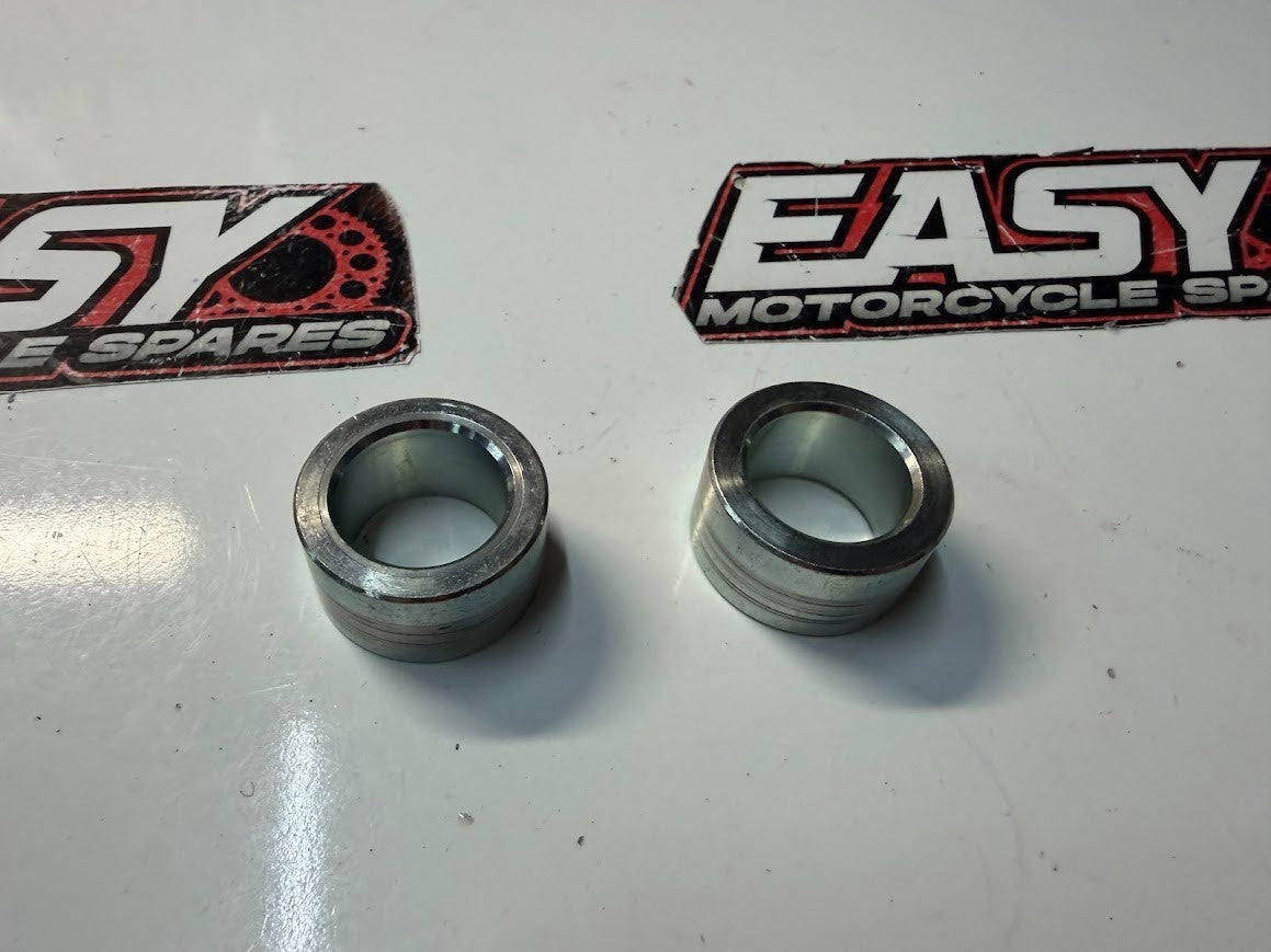 Front Wheel Axle Spacers Kawasaki Ninja 650L 2009-2026 OEM 92152-0946