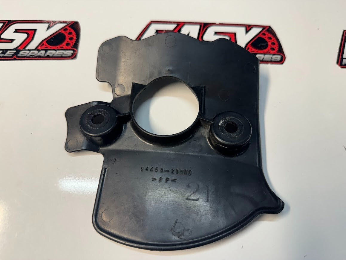 Lower Bracket Cover Triple Tree Suzuki GSXR 1000 07-16 2007 94458-21H00