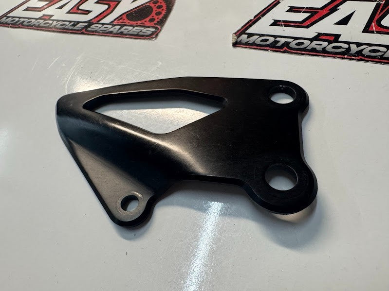 Yamaha YZF R1 2015-2025 RH Foot Rest Heel Guard OEM Genuine 2CR-27443-00