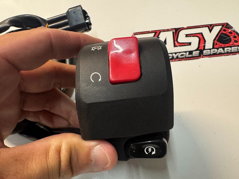 Kawasaki Vulcan S 650 2022-2025 RH Switch Block Controls OEM Genuine 46091-0551