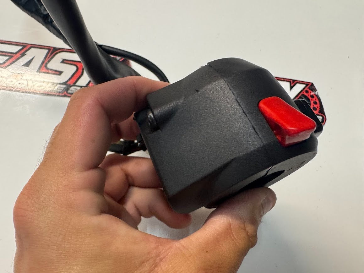 Yamaha YZF R15 2011-2018 LH Switch Block OEM Genuine 20P-H3972-02