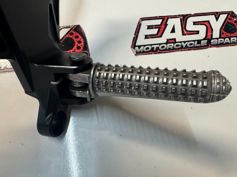 Yamaha YZF R1 2015-2025 RH Rider Foot Peg Bracket OEM Genuine 2CR-27443-00