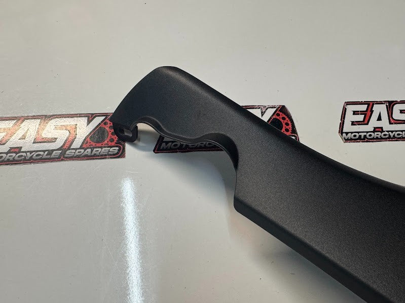 Yamaha YZF R7 2022-2025 RH Frame Side Cover 2 Mole OEM Genuine BEB-2171M-00