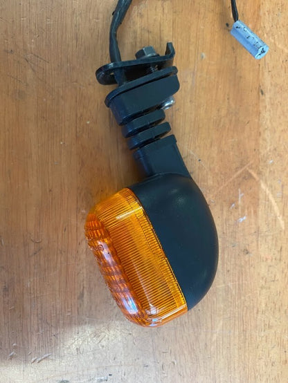 LH Front Blinker Yamaha FZ6-S 04-09 2006 5PW-83310-10-00