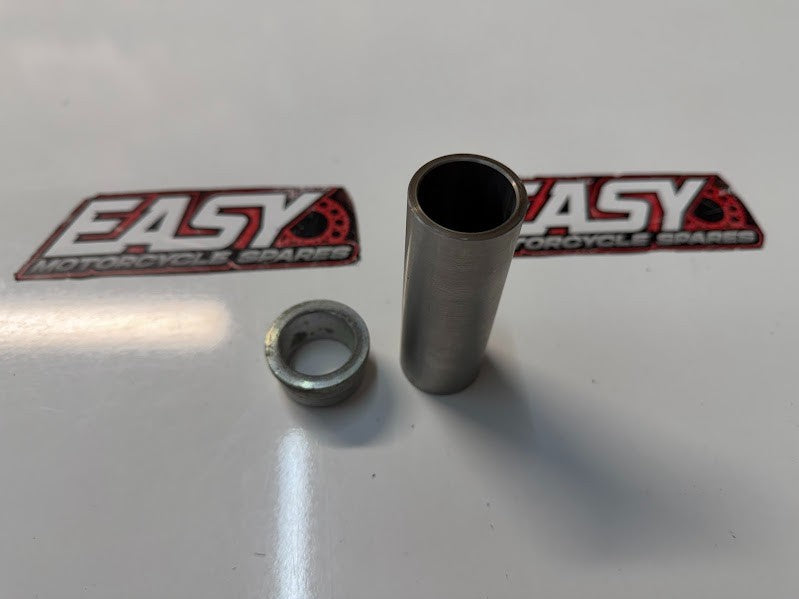 Rear Axle Spacers Suzuki Boulevard C109R VLR 1800 T 2008-2014 OEM 64772-48G00