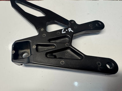 Yamaha YZF R1 2015-2025 LH Riders Peg Bracket Rear Set OEM Genuine 2CR-27442-00