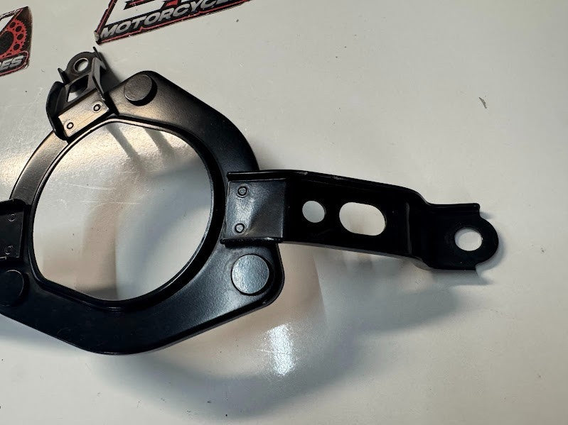 Yamaha YZF R1 2015-2025 LH Radiator Thermo Fan Mount Bracket OEM Genuine