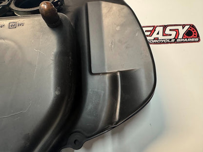 Suzuki VL 1500 Intruder 1998-2004 Airbox Cleaner Assy OEM Genuine 13700-10F01