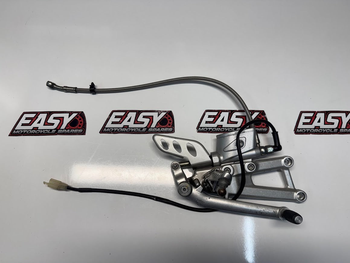 Aprilia RS4 125 4T 2011-2016 RH Foot Peg Assembly Rear Set OEM Genuine 866138