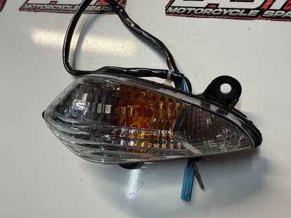 RH Front Blinker Indicator Honda CBR 1000 RR 2008-2016 OEM 33405-MFL-641