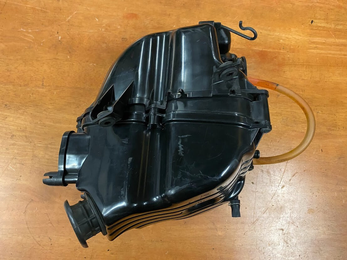 Airbox Honda CB 300F 2014