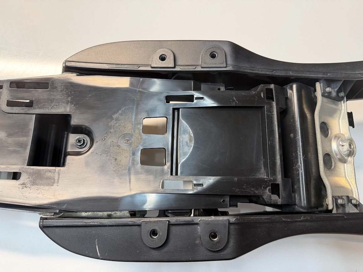 Rear Sub Frame Complete Suzuki GSXR 1000 2007-2008 OEM 41221-21H00-YAP