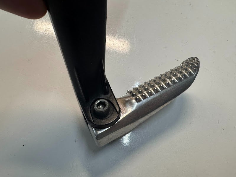 Yamaha YZF R1 2015-2025 LH RH Pillion Pegs & Brackets OEM Genuine 2CR-2741L-01