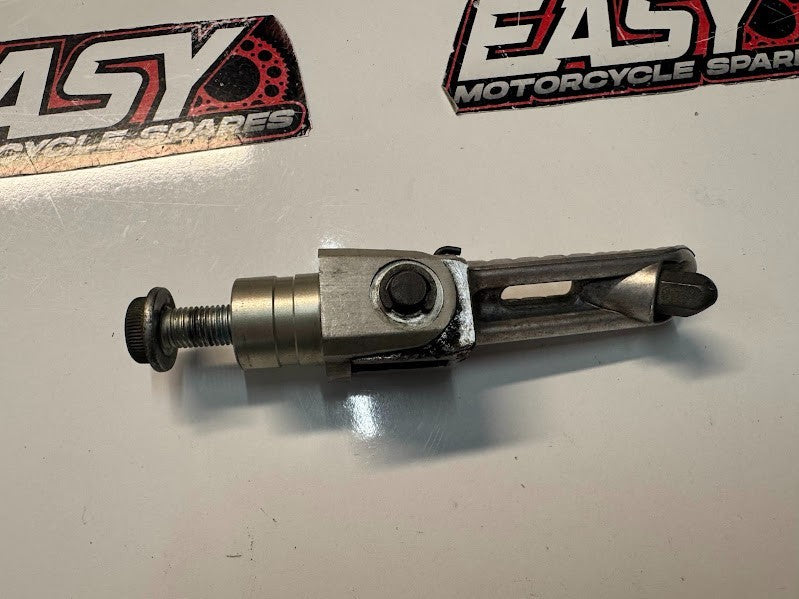 Suzuki GSXR 1000 2007-2008 RH Foot Peg OEM Genuine 43516-41G00