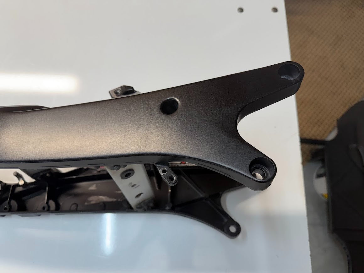 Rear Sub Frame Suzuki GSXR 1000 2005-2006 OEM 41221-41G01-YAP